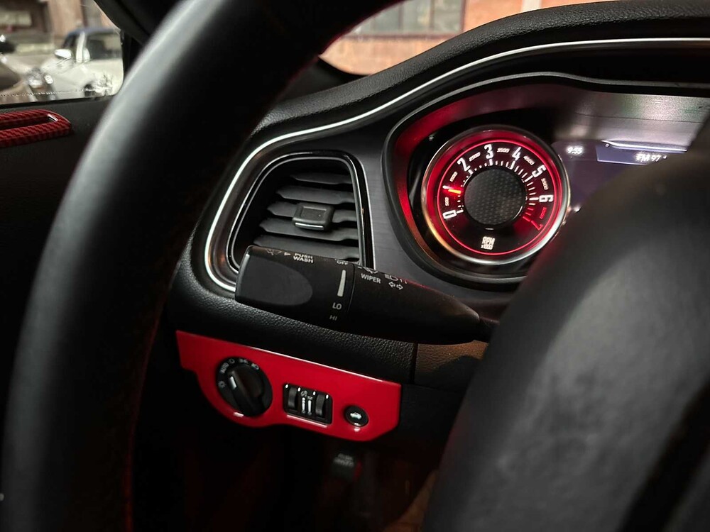 Dodge Challenger SXT 3.6 V6 305pk 2018