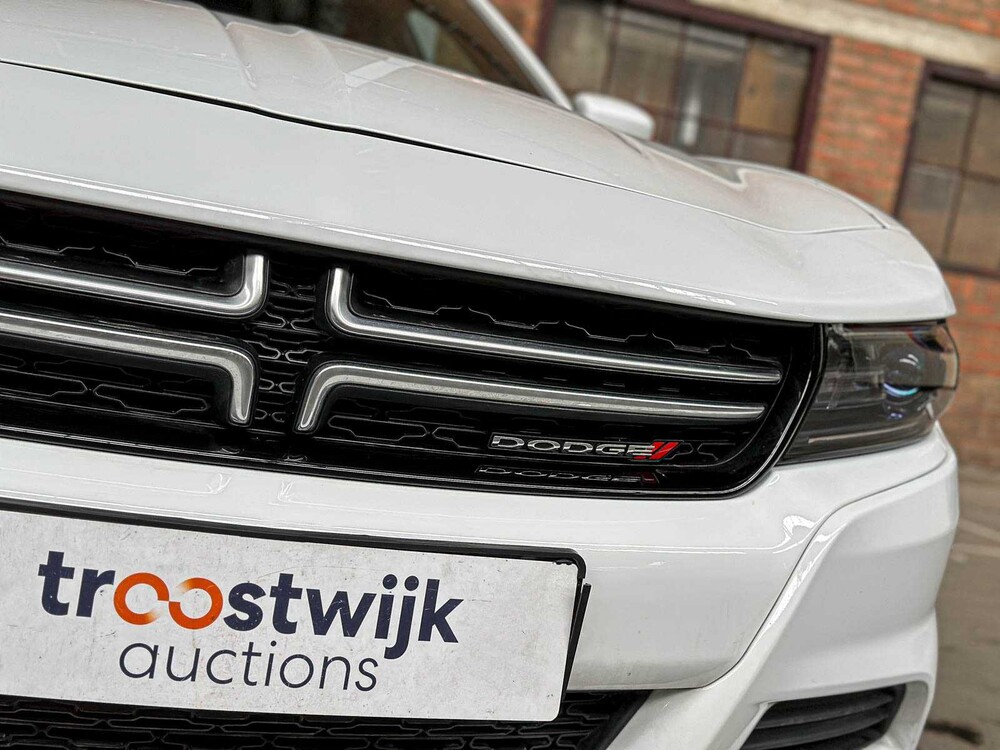 Dodge Charger SE 3.6 V6 292pk 2016