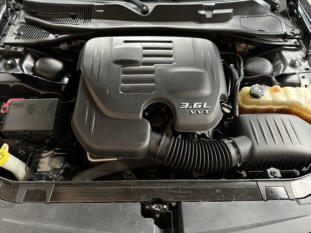 Dodge Challenger SXT PLUS 3.6 V6 305pk 2015