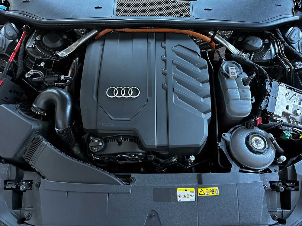 Audi A6 Avant 55 TFSI e Quattro Pro Line S Competition 367pk 2023 (Plug-In Hybrid), HLJ-85-T