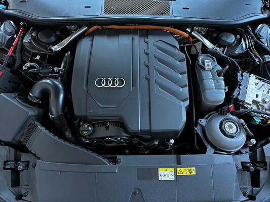 Audi A6 Avant 55 TFSI e Quattro Pro Line S Competition 367pk 2023 (Plug-In Hybrid), HLJ-85-T