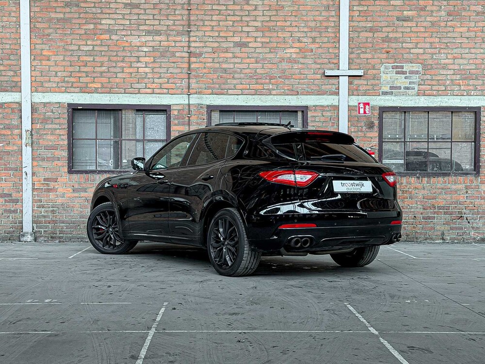 Maserati Levante 3.0 V6 AWD GranLusso 349pk 2019, T-075-PR