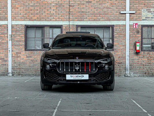 Maserati Levante 3.0 V6 AWD GranLusso 349hp 2019, T-075-PR