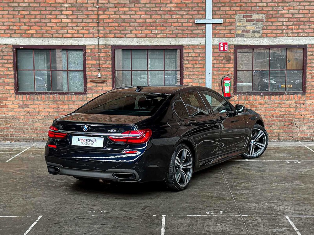 BMW 750d xDrive 400pk 2017 7-serie G11
