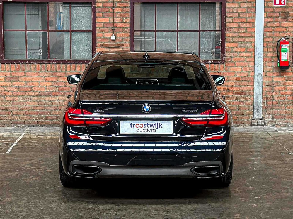 BMW 750d xDrive 400pk 2017 7-serie G11