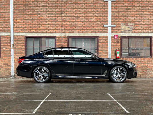BMW 750d xDrive 400pk 2017 7-serie G11