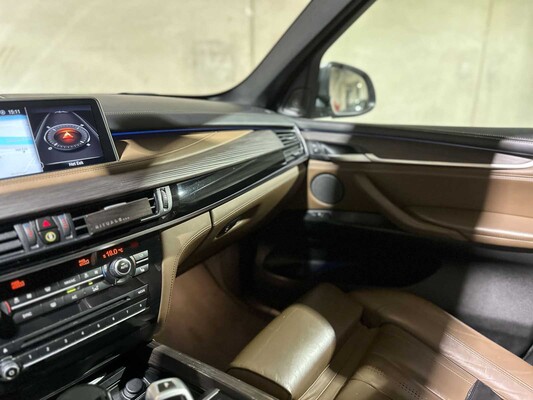 BMW X5 xDrive40e iPerformance High Executive -individual- F15 313pk 2016, R-711-DS