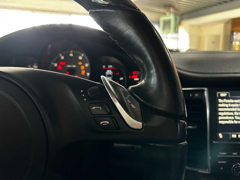 Porsche Panamera S 4.8 V8 405pk 2012