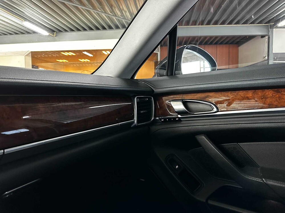 Porsche Panamera S 4.8 V8 405hp 2012