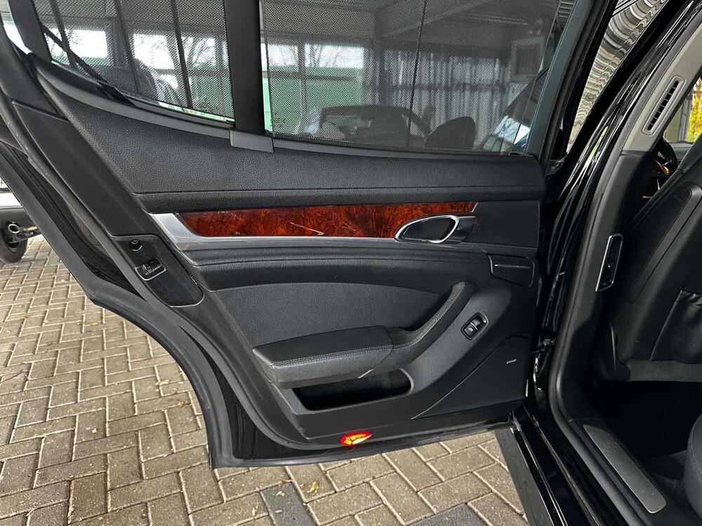 Porsche Panamera S 4.8 V8 405pk 2012