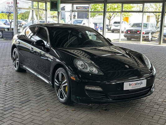 Porsche Panamera S 4.8 V8 405pk 2012