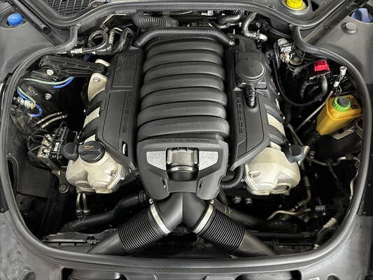 Porsche Panamera S 4.8 V8 405hp 2012