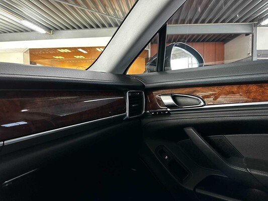Porsche Panamera S 4.8 V8 405hp 2012