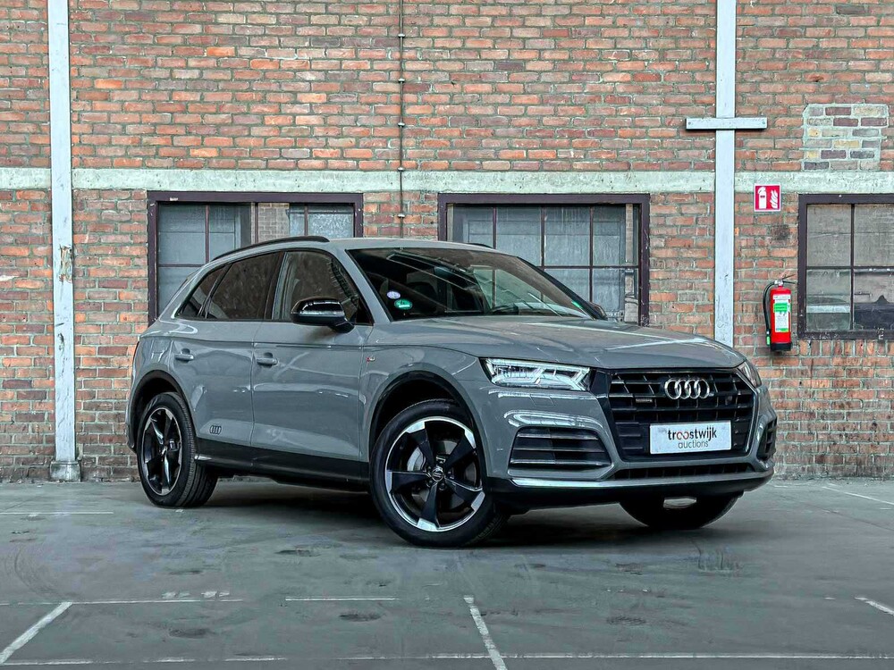 Audi Q5 2.0 TFSI Quattro Sport S Line Black Edition 252pk 2018 (Origineel-NL + 1e Eigenaar), TT-931-B
