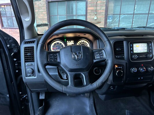 Dodge Ram 1500 5.7 Hemi V8 2018 6-seater