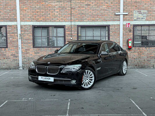 BMW 750Li xDrive 4.4 V8 7 Series 408hp 2012