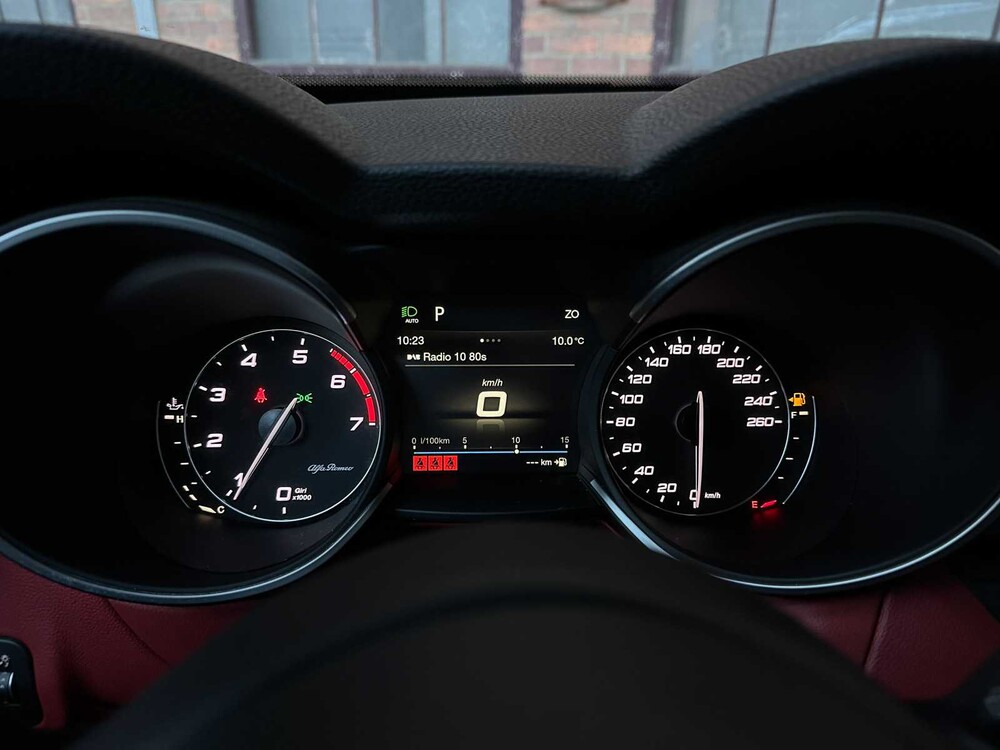 Alfa Romeo Stelvio 2.0 T AWD Super 200hp 2018 (Original-NL), RT-553-H