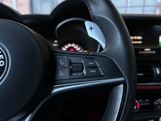 Alfa Romeo Stelvio 2.0 T AWD Super 200hp 2018 (Original-NL), RT-553-H