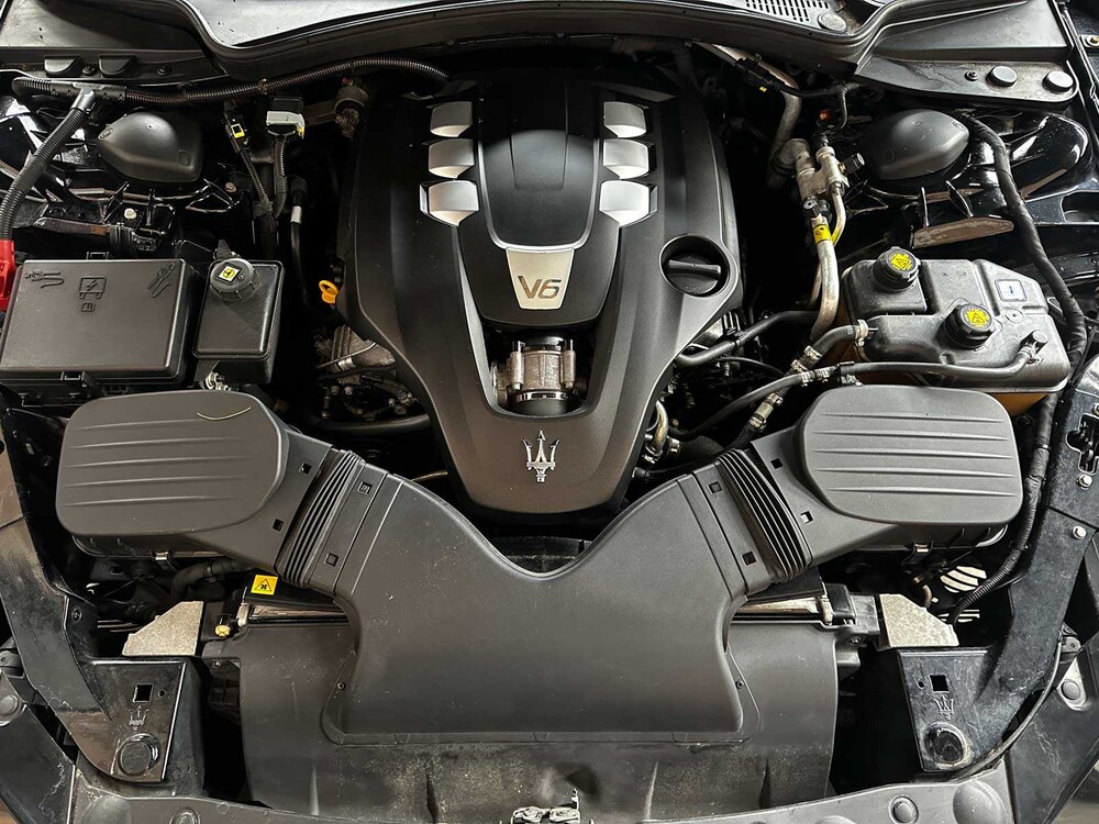Maserati Ghibli 3.0 V6 350pk 2014