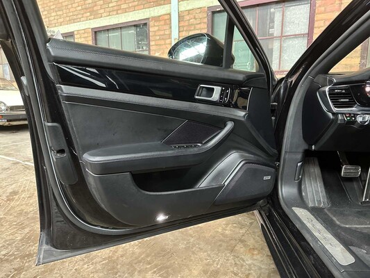 Porsche Panamera Sport Turismo 4 E-Hybrid Executive 2.9 V6 462hp 2018 Sport-Chrono, G-856-XL