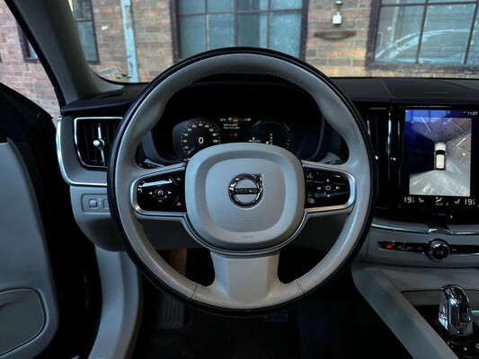Volvo XC60 2.0 T8 Twin Engine AWD Inscription R-Design 303pk 2019, R-244-TZ