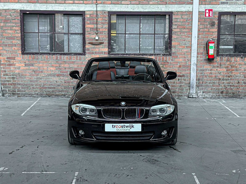 BMW 118i Cabrio High Executive 1-serie 143pk 2011, L-752-XS