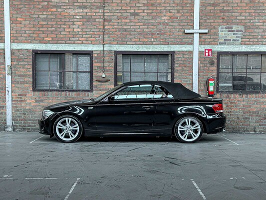 BMW 118i Cabrio High Executive 1-serie 143pk 2011, L-752-XS