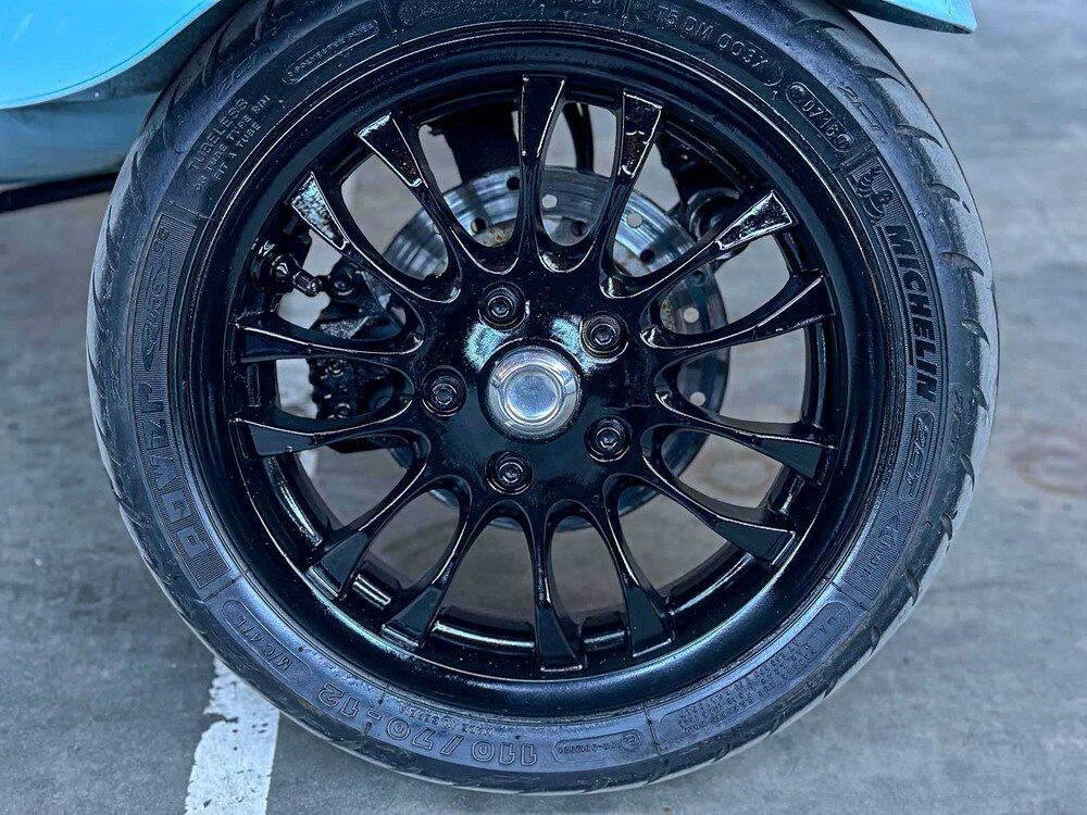 Piaggio Vespa Sprint 4T 2014 Scooter, F-653-XT