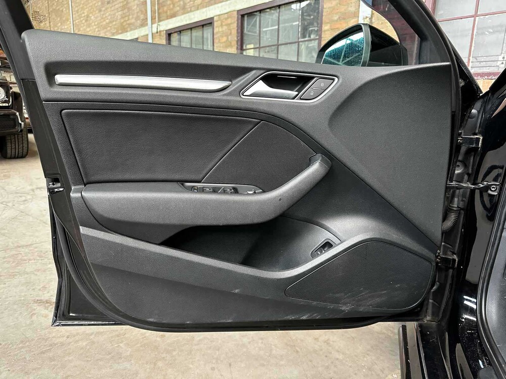 Audi A3 (RS3-LOOK) 1.8 TFSI 250pk 2015, G-248-DP