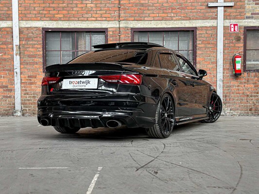 Audi A3 (RS3-LOOK) 1.8 TFSI 250hp 2015, G-248-DP