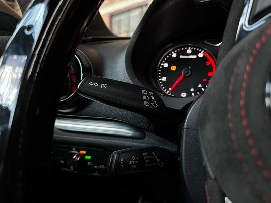 Audi A3 (RS3-LOOK) 1.8 TFSI 250pk 2015, G-248-DP