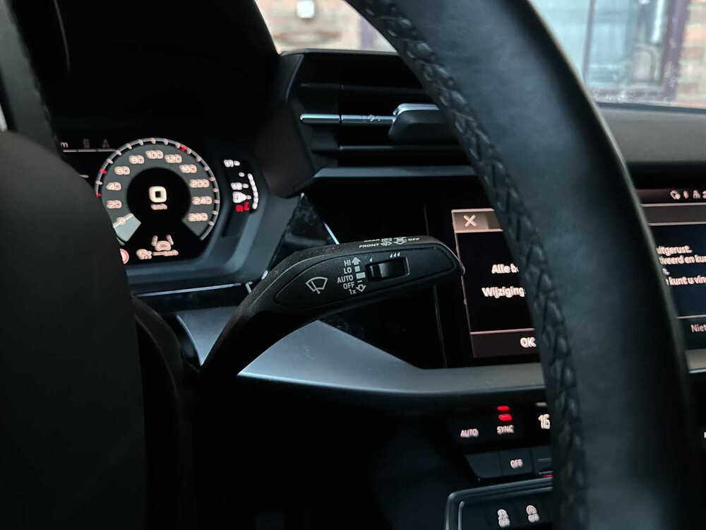 Audi A3 Sportback 35 TFSI Business Edition S Tronic 150hp 2021 (Original-NL + 1st Owner), L-816-PG