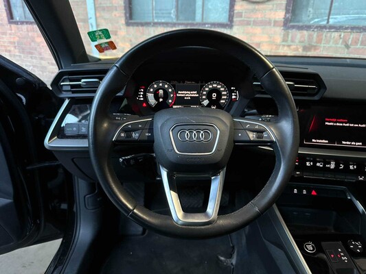 Audi A3 Sportback 35 TFSI Business Edition S Tronic 150pk 2021 (Origineel-NL + 1e Eigenaar), L-816-PG