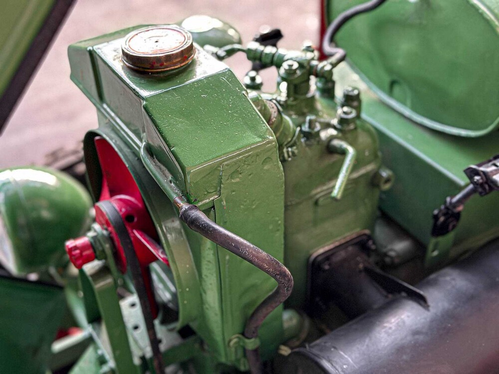 Holder 1955 1-Cilinder Oldtimer Tractor + Originele Melkwagen, TRH-44-X