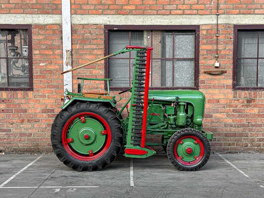 Holder 1955 1-Cilinder Oldtimer Tractor + Originele Melkwagen, TRH-44-X