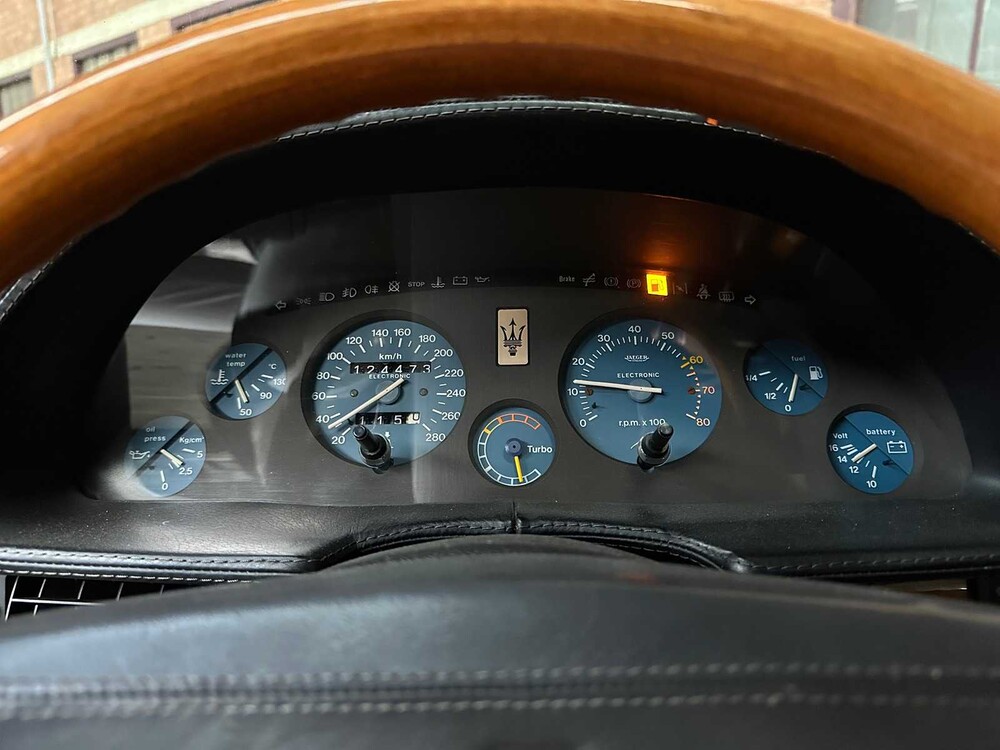 Maserati 424 245pk 1990, SJ-ZH-13