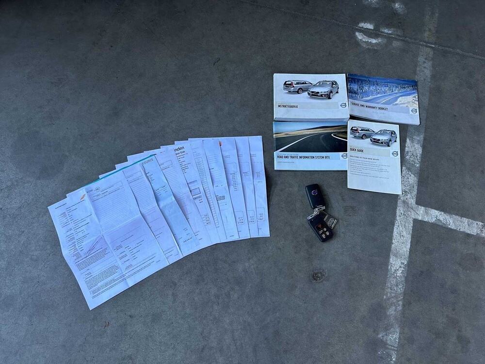 Volvo XC70 2.4 D5 Summum 185pk 2009, PD-287-R Youngtimer