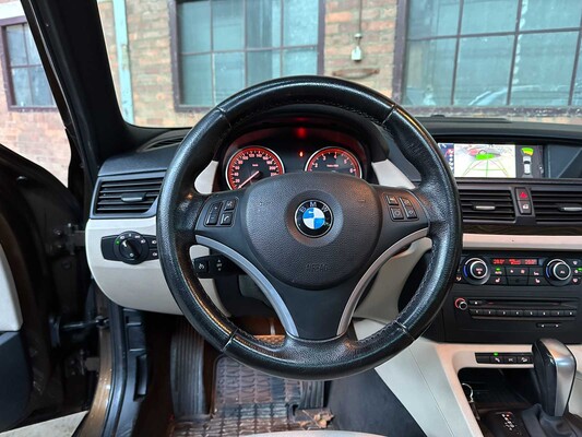 BMW X1 xDrive28i Executive 258pk 2009, 51-NVZ-9