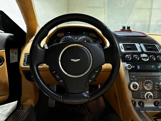 Aston Martin DB9 Volante 6,0 V12 517 PS 2010 Cabriolet, P-330-GJ Youngtimer
