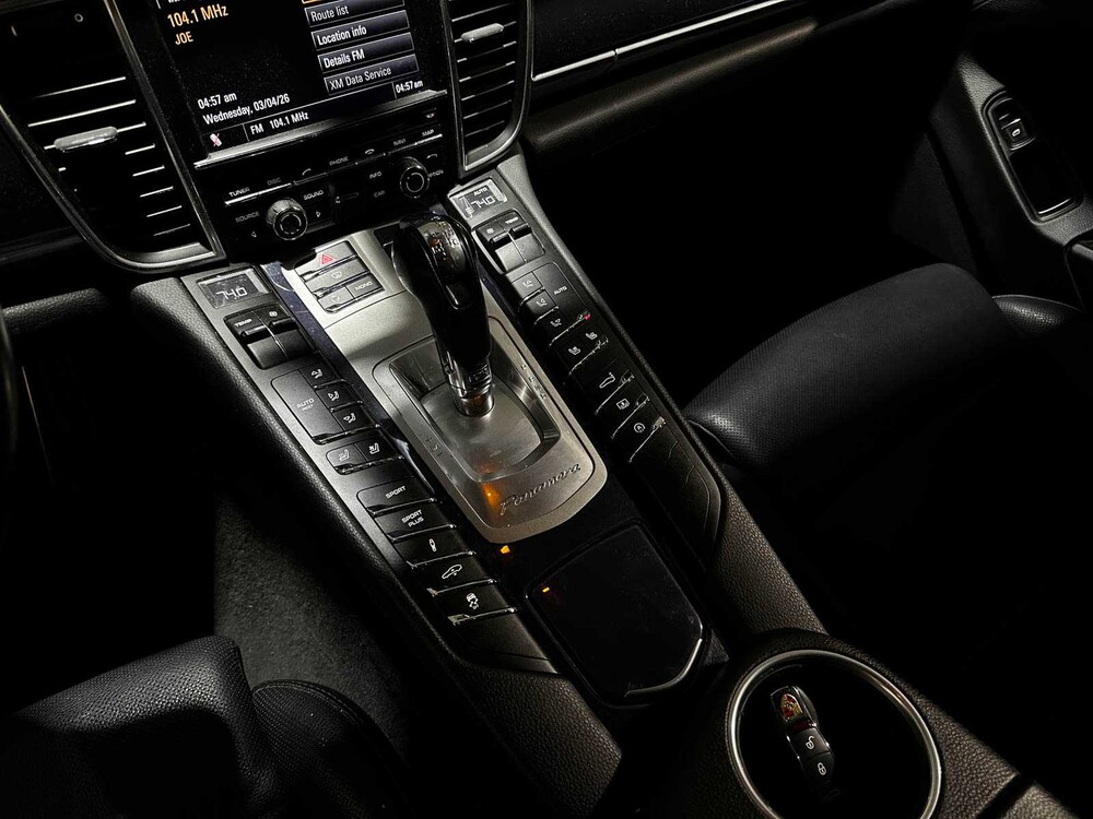 Porsche Panamera S 4.8 V8 405 PS 2011