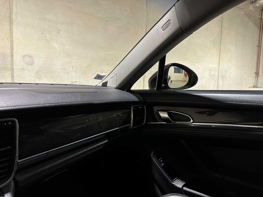 Porsche Panamera 3,6 V6 PDK 299 PS 2011