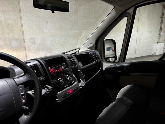 Peugeot Boxer 330 2.2 HDI 6-Persoons Dubbele Cabine 110pk 2013 (Origineel-NL), VD-010-R