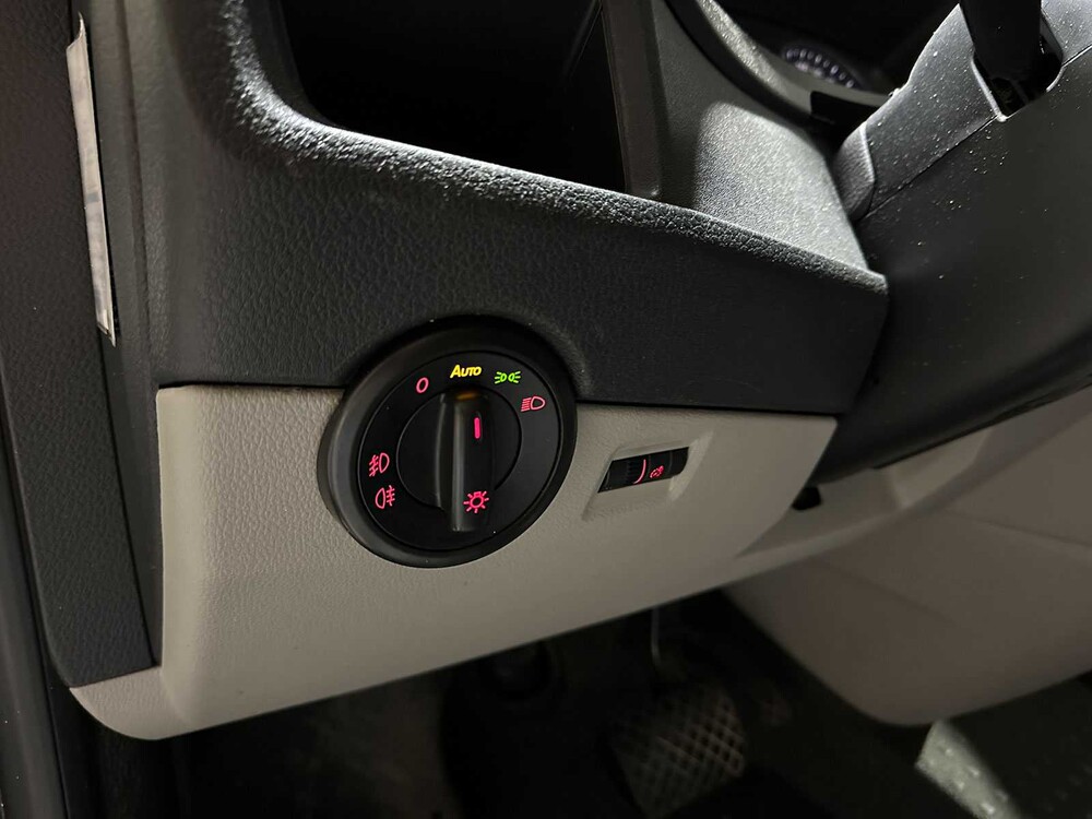 Volkswagen Transporter 2.0 TDI L2H1 