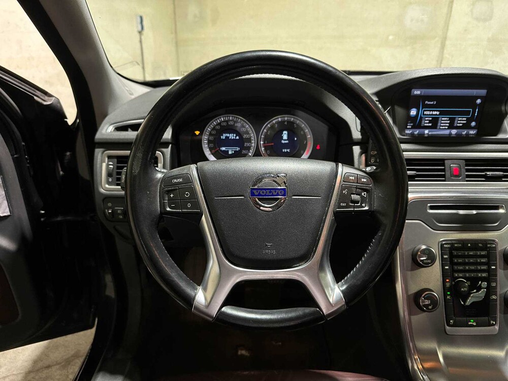 Volvo V70 1,6 T4 Limited Edition 179 PS 2011 (Original-NL), 63-RSF-2