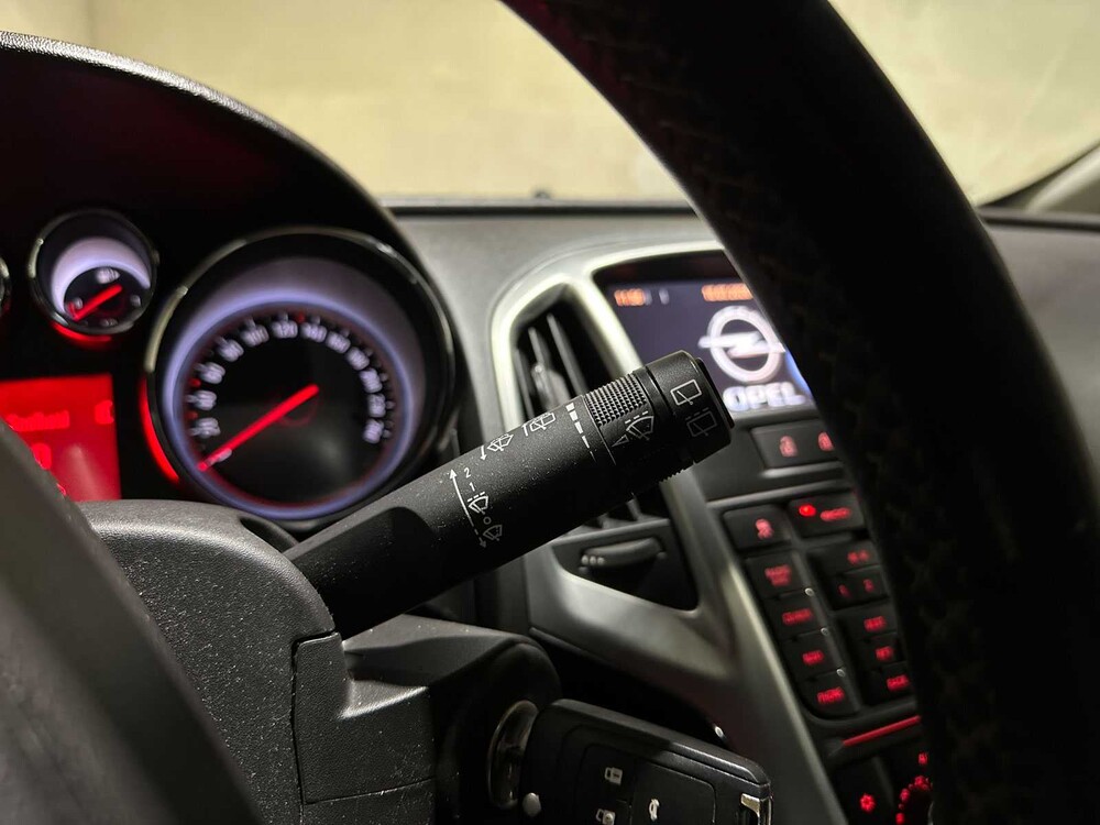Opel Astra GTC 1.4 Turbo Sport 140hp 2013 (Original-NL), 9-KRR-84
