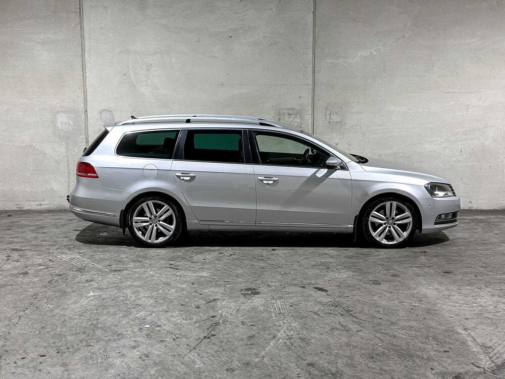 Volkswagen Passat Variant 1.8 TSI Highline 160pk 2011 (Origineel-NL), 71-RPV-9