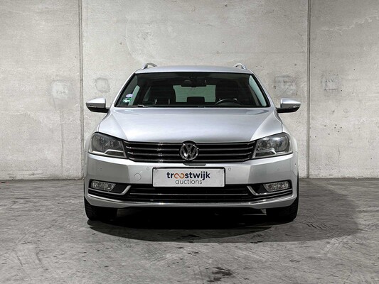 Volkswagen Passat Variant 1.8 TSI Highline 160pk 2011 (Origineel-NL), 71-RPV-9