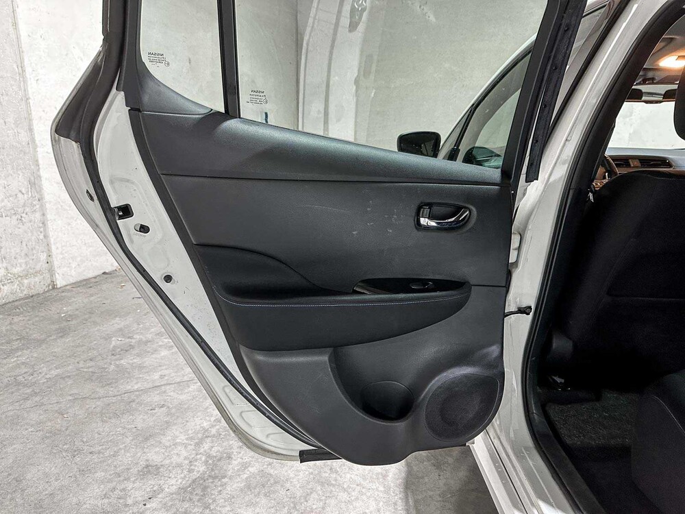 Nissan LEAF N-Connecta 40 kWh 150 PS 2018 (Original-NL), TS-273-T