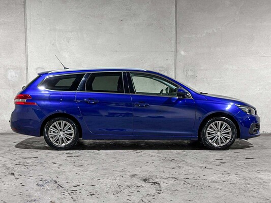 Peugeot 308 SW 1.2 PureTech Blue Lease Premium 5D 131 PS 2020 (Original-NL), H-199-PD