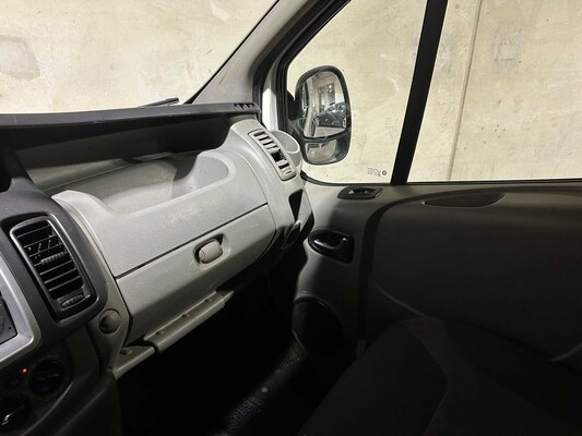 Renault Trafic 2.0 dCi T27 L1H1 Eco Black Edition 89 PS 2014 (Original-NL), VJ-606-F